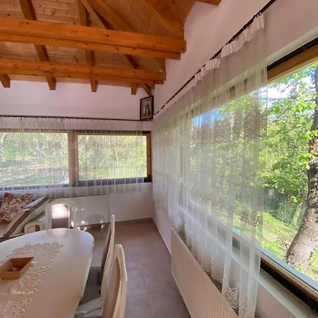 Casa de Férias Paunova Kuca Novi Sad